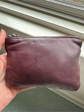 Vintage BAGGU Leather Zip Pouch in Plum